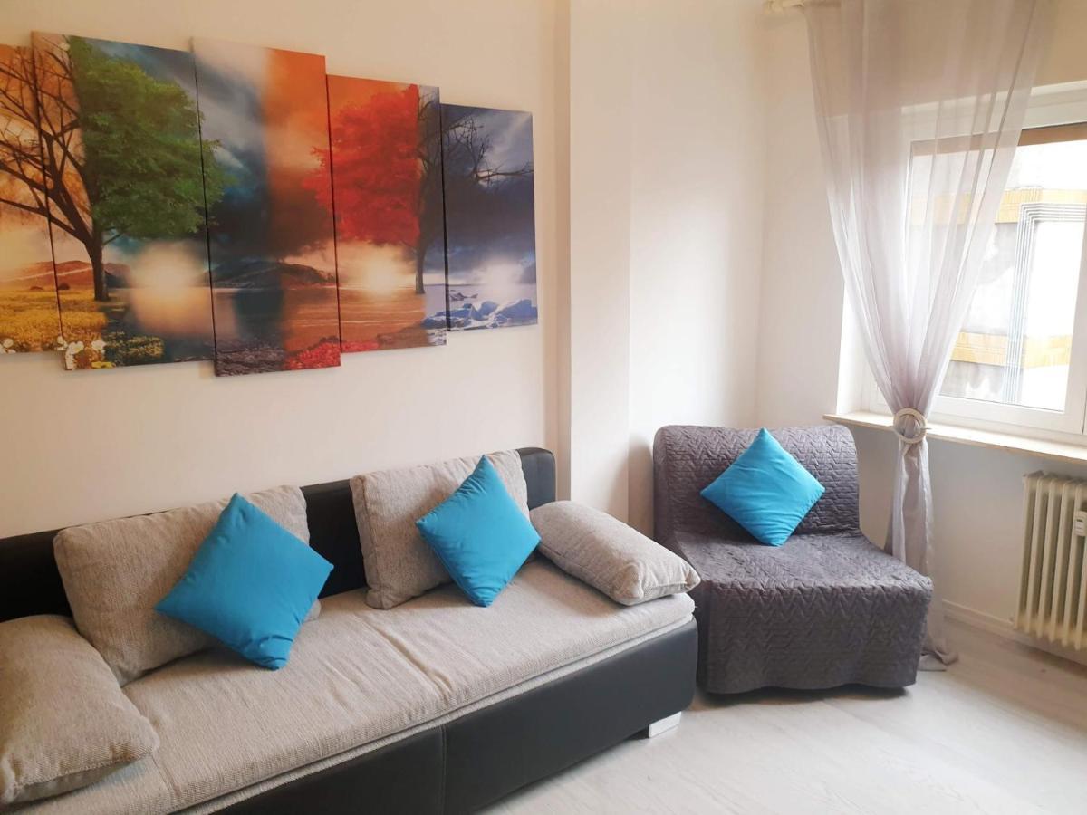 J&M House -Fronte Ospedale- Incluso Netflix E Disney Plus Udine Exterior foto